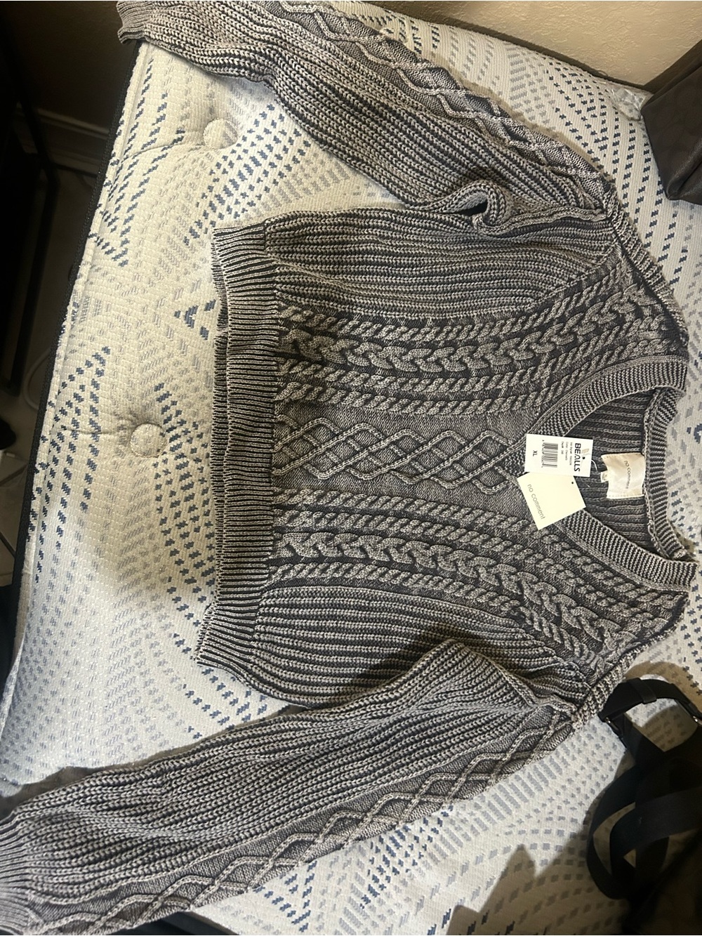 Women's Gray Cable Knit Scoop Neck Sweater